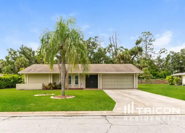 Property at 4720 Palm Aire Cir, Sarasota, FL, 34243, 3 beds, 2 baths, [object Object]
