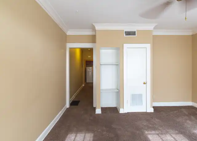 Property at 3836 Central Ave #3, Indianapolis, IN, 46205, 1 bed, 1 bath, [object Object]