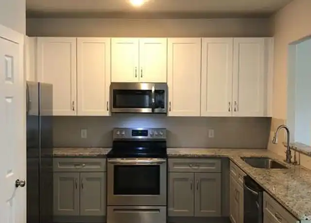 Property at 419 E Elm St Unit 421, Denison, TX, 75021, 3 beds, 2.5 baths, [object Object]