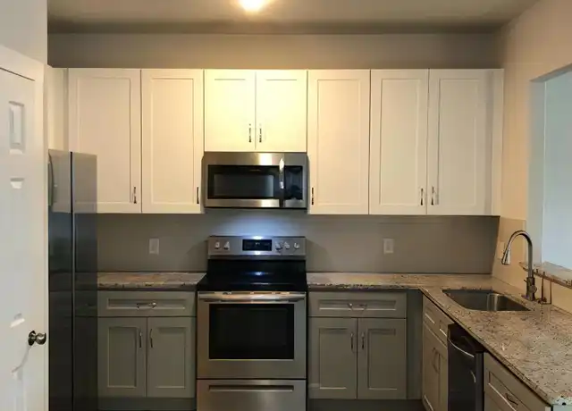 Property at 419 E Elm St Unit 421, Denison, TX, 75021, 3 beds, 2.5 baths, [object Object]