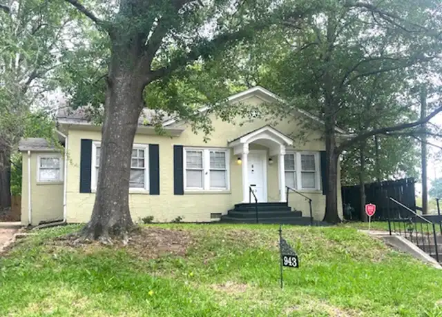 Property at 943 Carlisle St, Jackson, MS, 39202, 3 beds, 2 baths, [object Object]