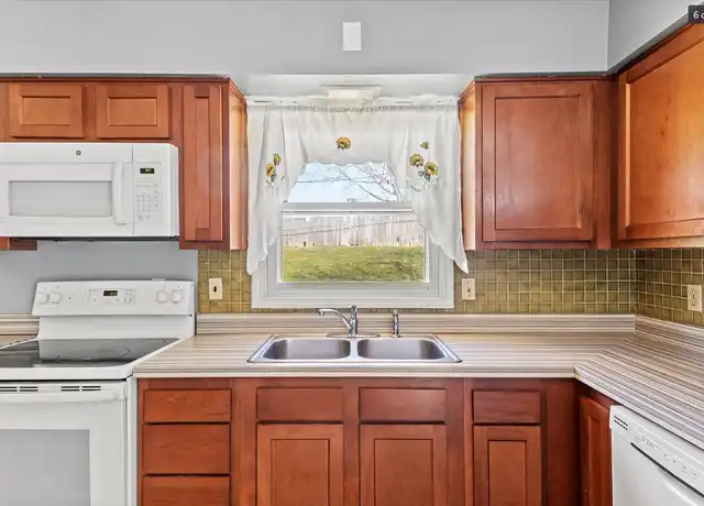 Property at 113 Northbay Dr, Lexington, KY, 40515, 3 beds, 1 bath, [object Object]