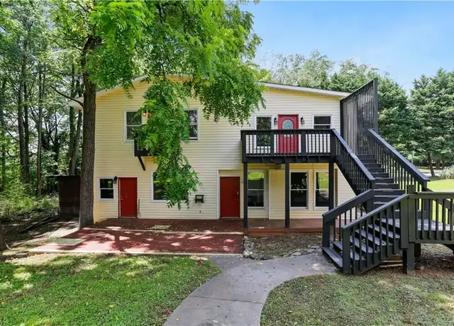 Property at 696 Elberta Dr, Marietta, GA, 30066, 3 beds, 2 baths, [object Object]