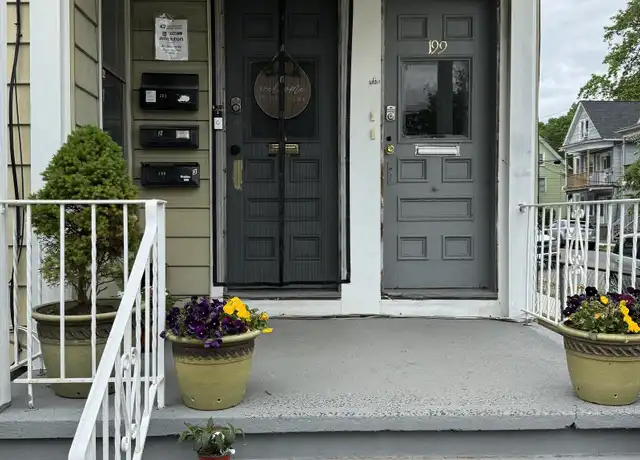 Property at 199 English St Unit 3, New Haven, CT, 06513, 3 beds, 1 bath, [object Object]