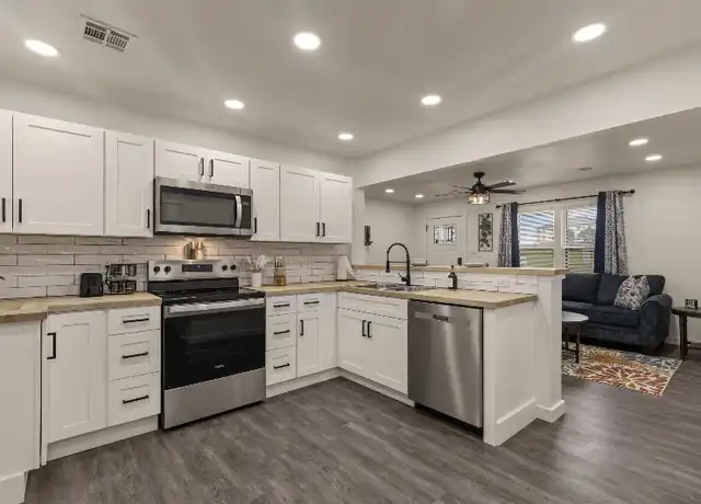 Property at 2325 W Easton St, Tulsa, OK, 74127, 2 beds, 1 bath, [object Object]