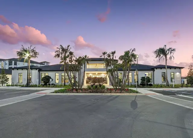 Photo of 16200 Ascend Village Ln, Winter Garden, FL 34787