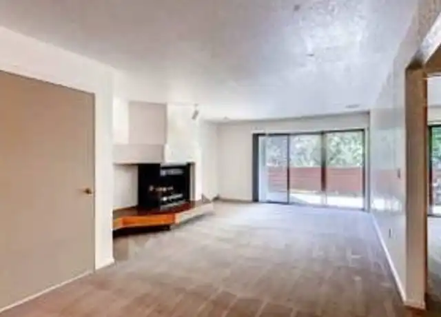 Property at Evergreen Apartments - 3100 Broadway, Boulder, CO, 80304, 2 beds, 2 baths, [object Object]
