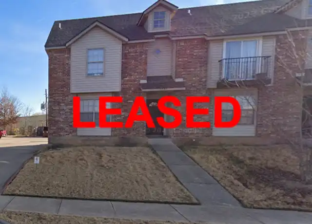 Property at 1708 N Chestnut Ave Unit 1724, Fayetteville, AR, 72703, 3 beds, 2 baths, [object Object]