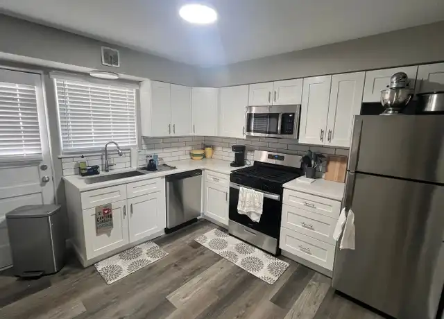 Property at 5107 Washington St Unit 5109 D, Downers Grove, IL, 60515, 1 bed, 1 bath, [object Object]