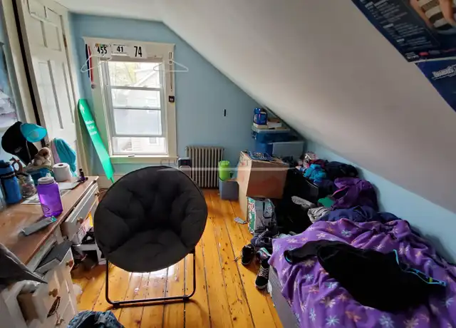 Property at 19 Winthrop St Unit 2, Waltham, MA, 02453, 3 beds, 1 bath, [object Object]