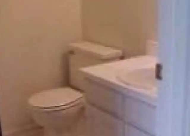 Property at 104 Shiloh Dr Unit B, Greenville, NC, 27834, 2 beds, 1.5 baths, [object Object]