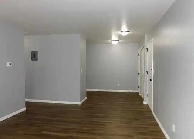 Property at 1606 N Mason St Unit 7, Appleton, WI, 54914, 1 bed, 1 bath, [object Object]