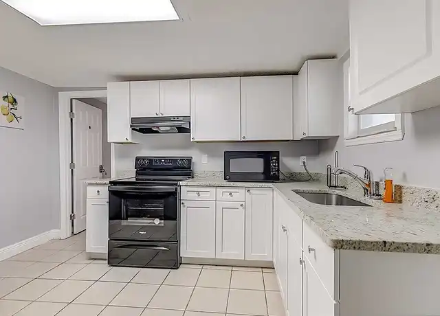 Property at 3006 Cord St, Tampa, FL, 33605, 1 bed, 1 bath, [object Object]