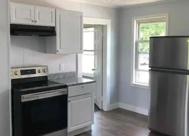 Property at 93 Lake St, Webster, MA, 01570, 2 beds, 1 bath, [object Object]