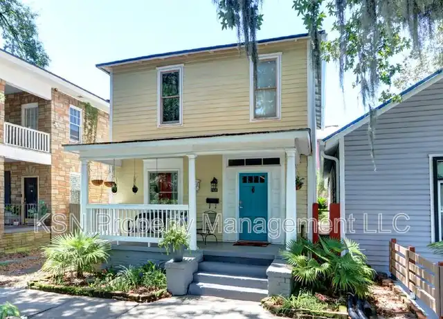Property at 2121 Price St, Savannah, GA, 31401, 2 beds, 2 baths, [object Object]