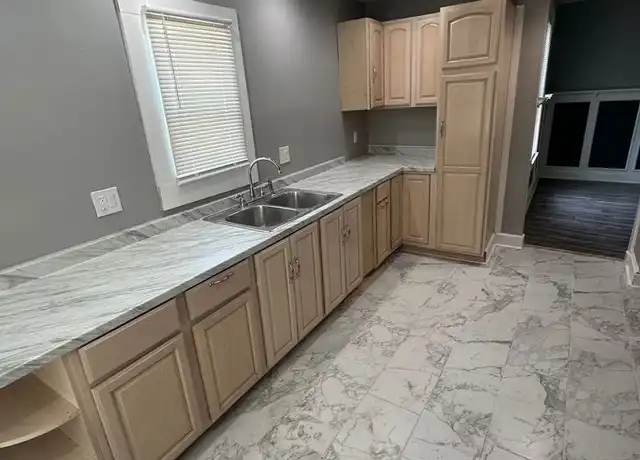 Property at 3119 N 13th St, Milwaukee, WI, 53206, 4 beds, 2 baths, [object Object]