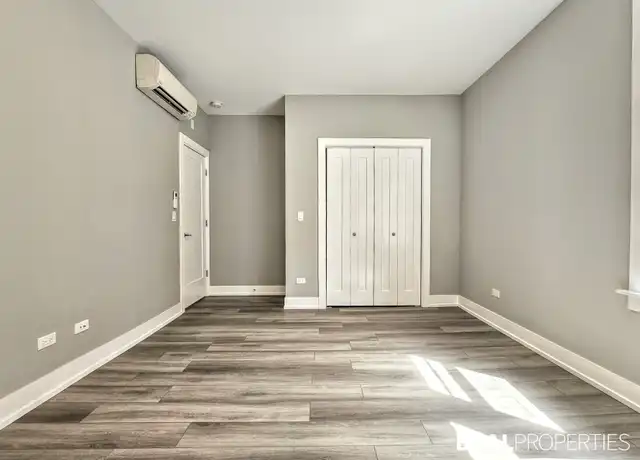Property at 3941 N Janssen Ave Unit 2E, Chicago, IL, 60613, 2 beds, 1 bath, [object Object]