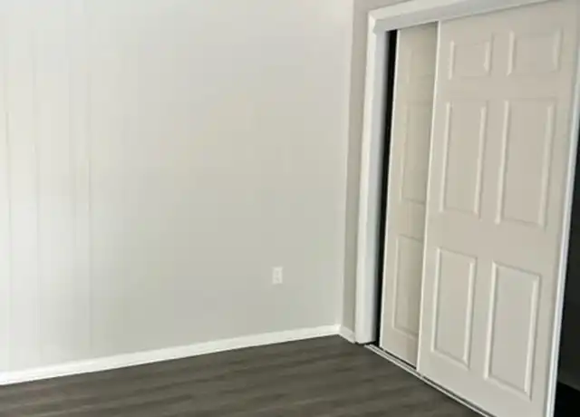 Property at 2001 SW 16th St Unit A26, Gainesville, FL, 32608, 1 bed, 1 bath, [object Object]