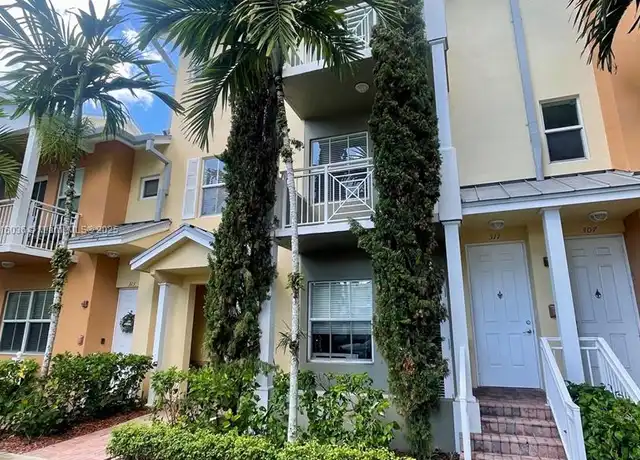 Property at 311 Olssen Ave #311, Fort Lauderdale, FL, 33312, 3 beds, 2.5 baths, [object Object]