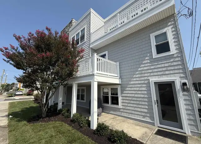 Property at 100 S Stratford Ave, Ventnor City, NJ, 08406, 2 beds, 1 bath, [object Object]