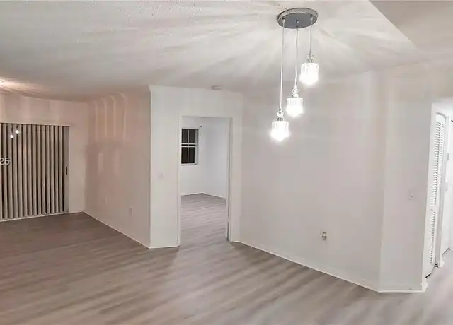 Property at 2433 Centergate Dr #206, Miramar, FL, 33025, 2 beds, 2 baths, [object Object]