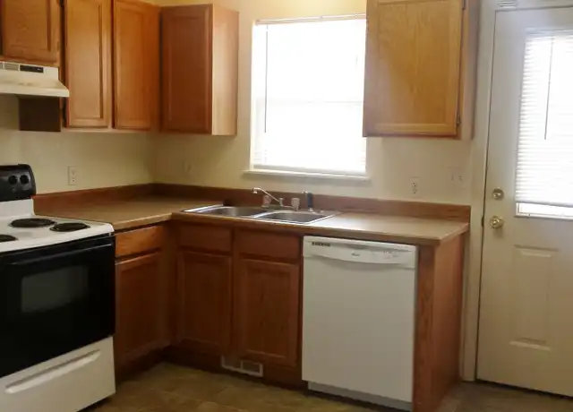 Property at 310 Ivy St Unit 310 B, Nampa, ID, 83686, 2 beds, 1 bath, [object Object]