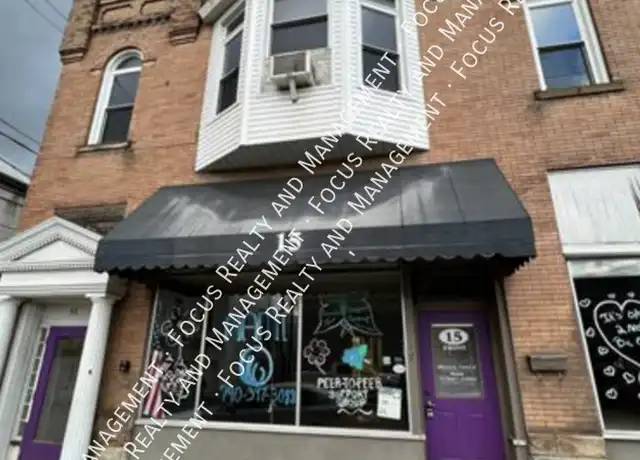 Property at 15 E Vine St Unit 4, Mt Vernon, OH, 43050, 1 bed, 1 bath, [object Object]
