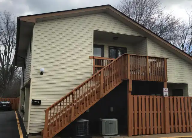 Property at 8413 Alameda Ct, Alexandria, VA, 22309, 2 beds, 1 bath, [object Object]