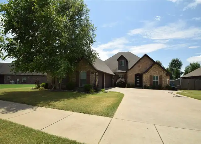 Property at 5608 SW Gunstock Rd, Bentonville, AR, 72713, 4 beds, 3 baths, [object Object]