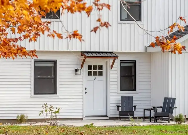 Property at 14 A Kirby Rd, Saratoga Springs, NY, 12866, 2 beds, 1 bath, [object Object]