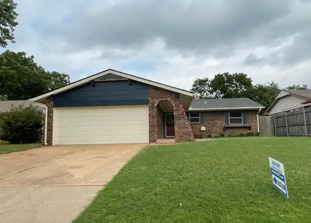 Property at 801 Willow Ridge Pl, Edmond, OK, 73003, 3 beds, 2 baths, [object Object]