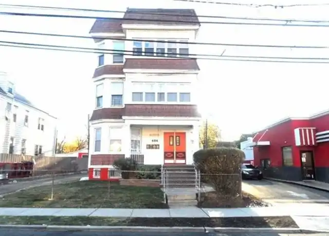 Property at 684 Lyons Ave Unit 1st Floor, Irvington Township, NJ, 07111, 2 beds, 1 bath, [object Object]