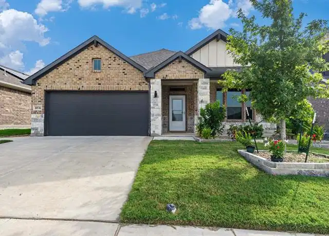 Property at 10536 Muckleshoot St, Fort Worth, TX, 76179, 4 beds, 2 baths, [object Object]