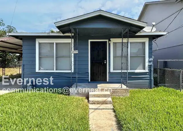 Property at 1607 El Paso St, San Antonio, TX, 78207, 3 beds, 2 baths, [object Object]