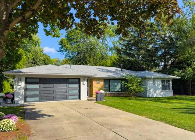 Photo of 6607 N Kenton Ave, Lincolnwood, IL 60712