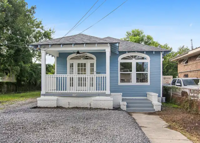 Property at 4924 Clara St, New Orleans, LA, 70115, 3 beds, 1 bath, [object Object]