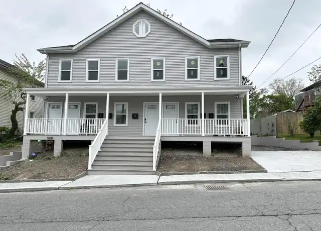 Property at 61 Thompson St Unit 4, Catskill, NY, 12414, 2 beds, 1 bath, [object Object]