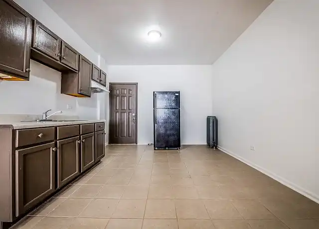 Property at 6748 S Blackstone Ave, Chicago, IL, 60637, 2 beds, 1 bath, [object Object]
