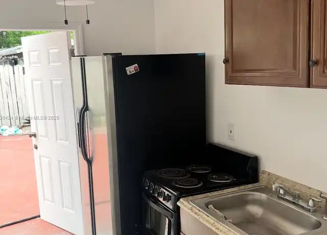 Property at 1216 SW 30th Ave, Fort Lauderdale, FL, 33312, 1 bed, 1 bath, [object Object]