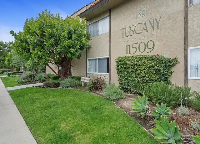 Photo of 11509 216th St, Lakewood, CA 90715