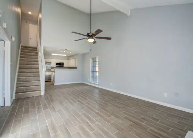 Property at 810 Dunson Glen Dr Unit 405, Houston, TX, 77090, 3 beds, 2 baths, [object Object]