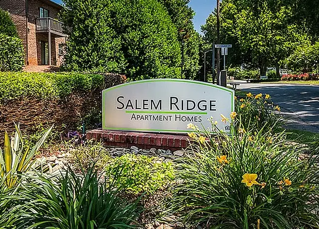 Photo of 231 Brierhurst Rd, Winston Salem, NC 27104