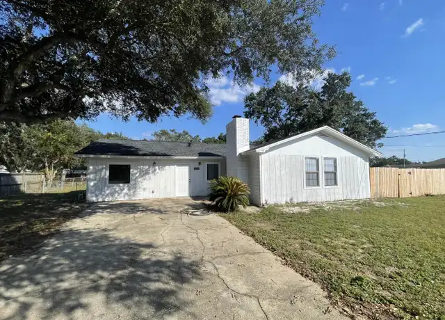 Property at 1830 Iris Ln, Navarre, FL, 32566, 4 beds, 4 baths, [object Object]