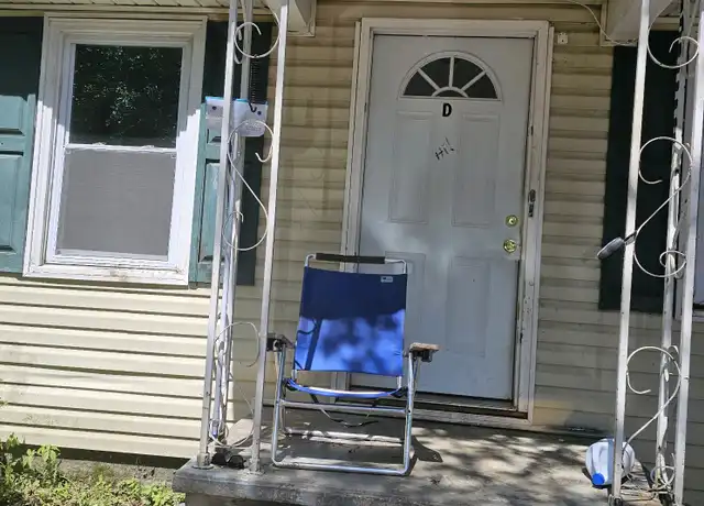 Property at 5814 Robinson St Unit D, Hanahan, SC, 29410, 2 beds, 1 bath, [object Object]