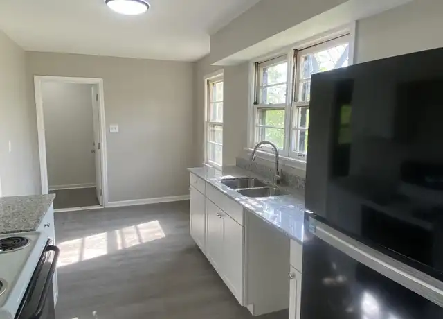 Property at 3929 39th Ave N, Birmingham, AL, 35217, 3 beds, 1 bath, [object Object]