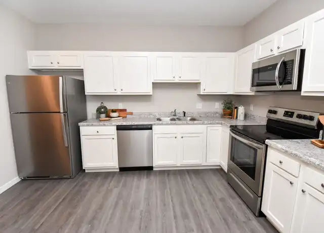 Property at Cypress Ridge Apartments - 100 Pheasant Run, Washington, IL, 61571, 2 beds, 2 baths, [object Object]