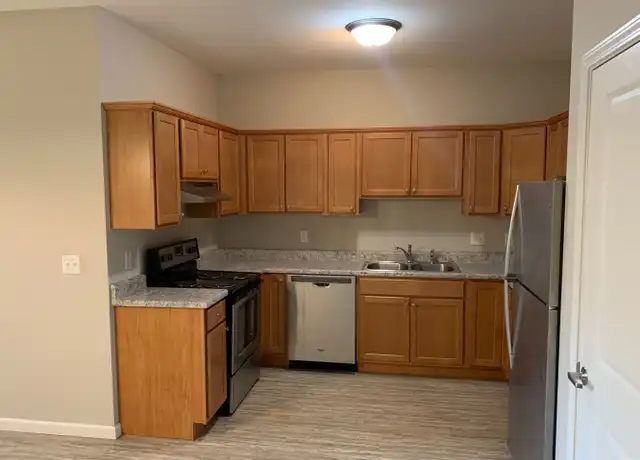 Property at Cypress Ridge Apartments - 100 Pheasant Run, Washington, IL, 61571, 2 beds, 2 baths, [object Object]