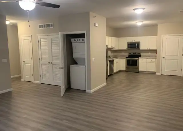 Property at Cypress Ridge Apartments - 100 Pheasant Run, Washington, IL, 61571, 2 beds, 2 baths, [object Object]