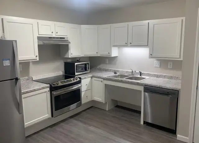 Property at Cypress Ridge Apartments - 100 Pheasant Run, Washington, IL, 61571, 2 beds, 2 baths, [object Object]
