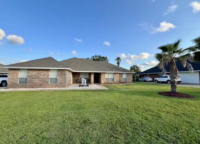 Property at 445 Collinwood Loop, Foley, AL, 36535, 4 beds, 2 baths, [object Object]